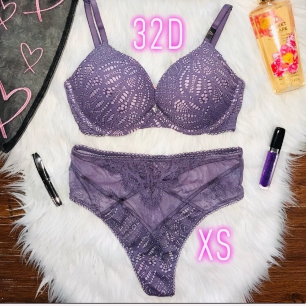 ✨32D VS Dream Angels Bra & XS Panty ✨